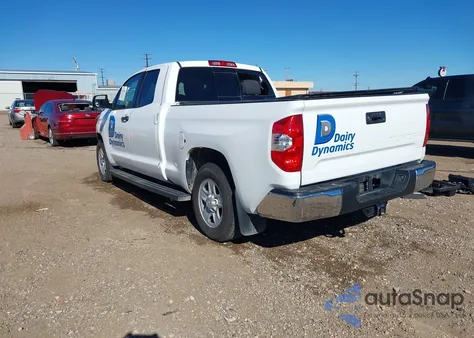 2018 Toyota Tundra Sr5 5.7L V8 z USA, uszkodzony, nr VIN 5TFRY5F18JX241097